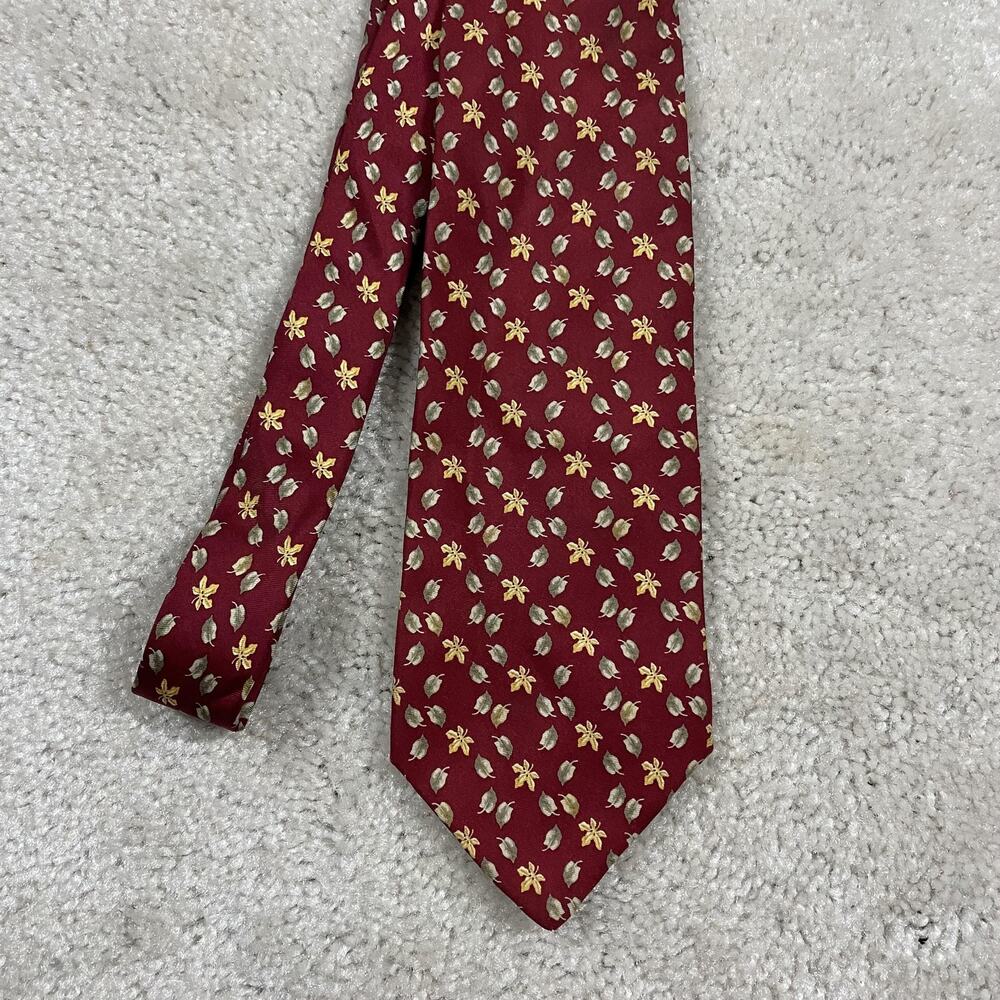 Brooks Brothers 346 Tie Mens Red Silk Floral Necktie Made USA Preppy Fall Leaves